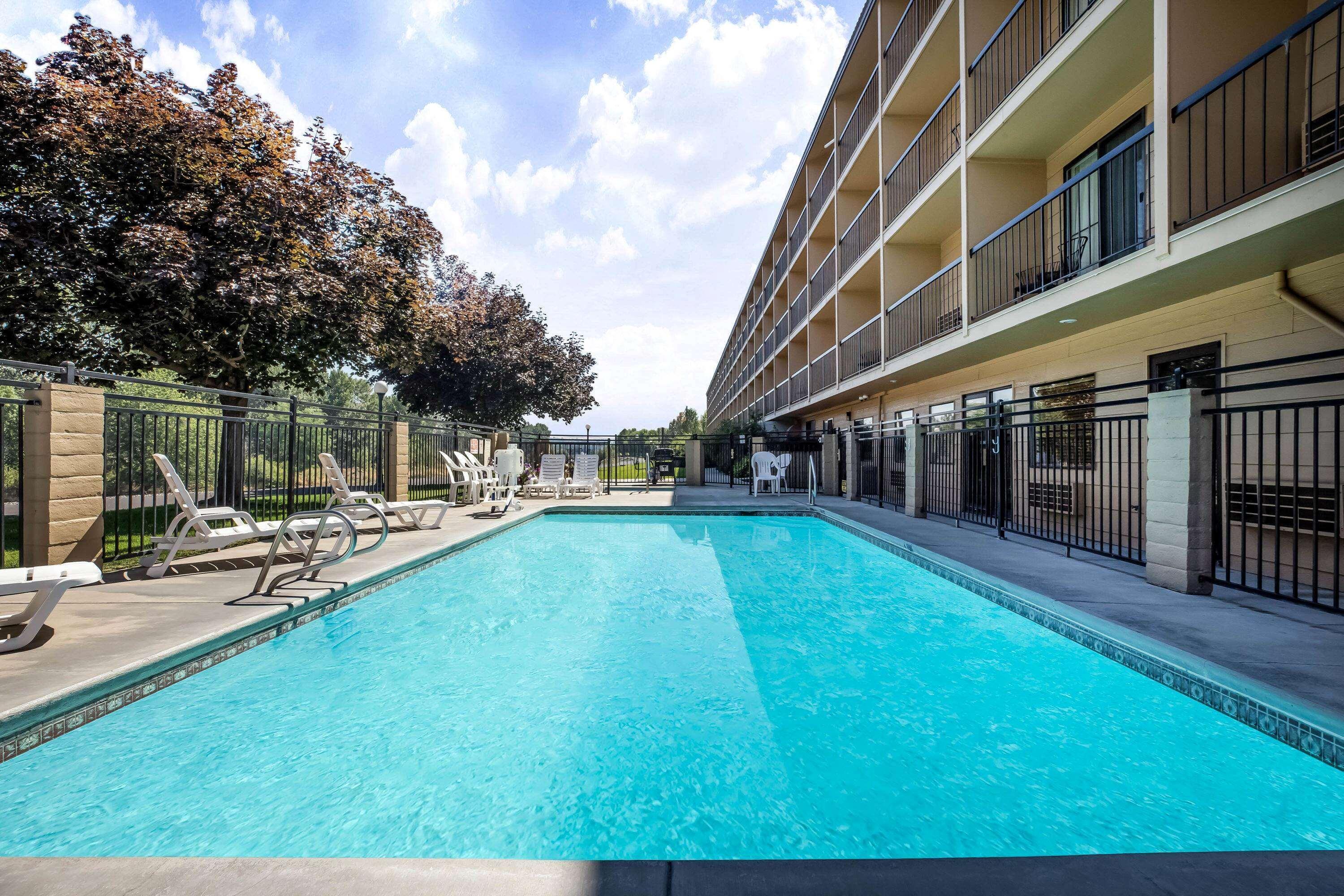 Baymont By Wyndham Yakima Riverfront Εξωτερικό φωτογραφία